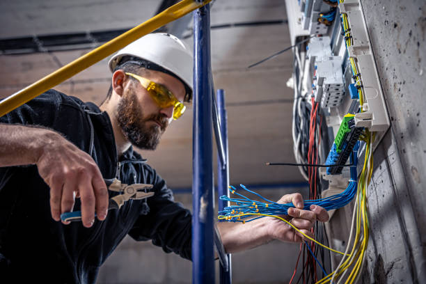 Best Affordable Electrician  in Belpre, OH